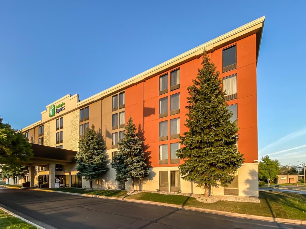 Holiday Inn Express Flint-Campus Area By Ihg Exterior foto