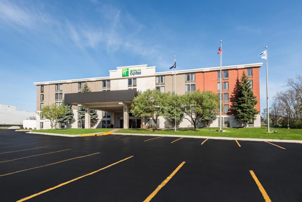 Holiday Inn Express Flint-Campus Area By Ihg Exterior foto