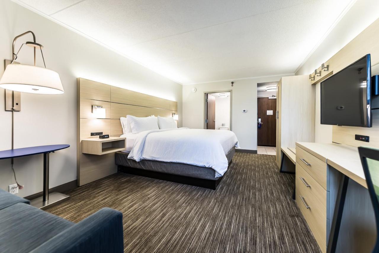 Holiday Inn Express Flint-Campus Area By Ihg Exterior foto